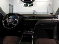 Audi e-tron sportback 55 quattro 95 kwh 300kw automaat 2022 - afbeelding 14 van  18