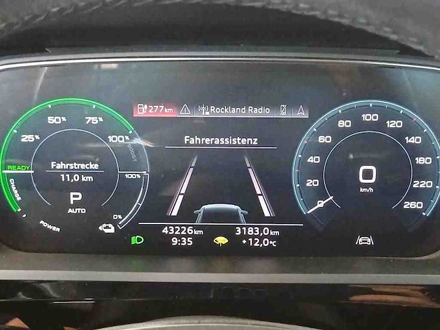 Audi e-tron sportback 55 quattro 95 kwh 300kw automaat 2022 - afbeelding 15 van  18