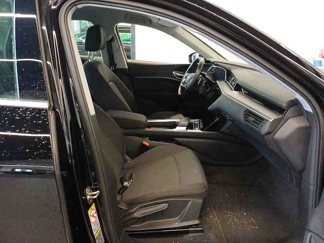 Audi e-tron sportback 55 quattro 95 kwh 300kw automaat 2022 - afbeelding 18 van  18