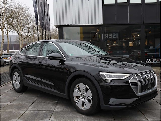 Audi e-tron sportback 55 quattro 95 kwh 300kw automaat 2022 - afbeelding 29 van  31