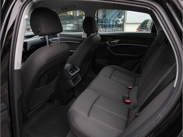 Audi e-tron sportback 55 quattro 95 kwh 300kw automaat 2022 - afbeelding 20 van  31
