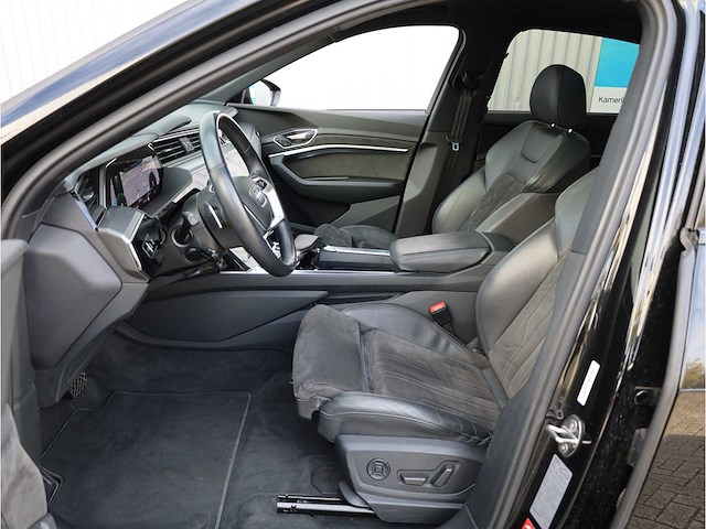 Audi e-tron sportback 55 quattro 95 kwh s-line 2x 300kw automaat 2020 - afbeelding 4 van  47