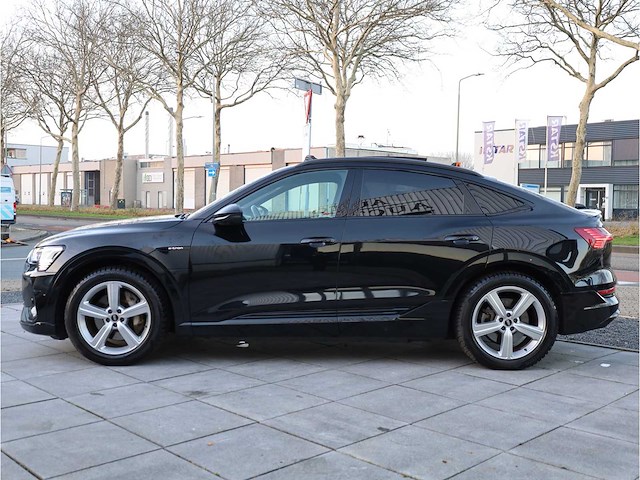 Audi e-tron sportback 55 quattro 95 kwh s-line 2x 300kw automaat 2020 - afbeelding 12 van  47