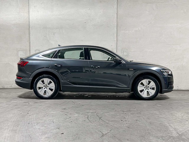 Audi e-tron sportback 55 quattro edition 95 kwh 408pk 2022 (origineel-nl + 1e eigenaar), p-835-gd - afbeelding 3 van  53