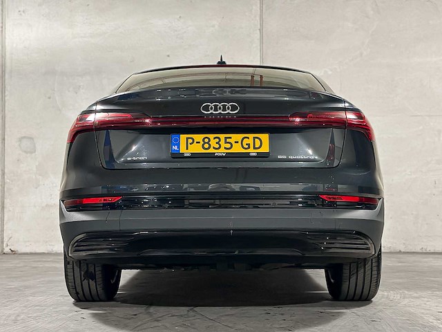 Audi e-tron sportback 55 quattro edition 95 kwh 408pk 2022 (origineel-nl + 1e eigenaar), p-835-gd - afbeelding 6 van  53