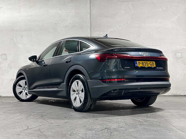 Audi e-tron sportback 55 quattro edition 95 kwh 408pk 2022 (origineel-nl + 1e eigenaar), p-835-gd - afbeelding 8 van  53