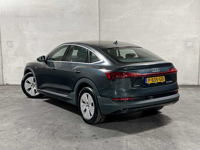 Audi e-tron sportback 55 quattro edition 95 kwh 408pk 2022 (origineel-nl + 1e eigenaar), p-835-gd - afbeelding 9 van  53