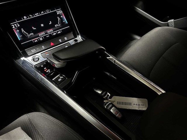 Audi e-tron sportback 55 quattro edition 95 kwh 408pk 2022 (origineel-nl + 1e eigenaar), p-835-gd - afbeelding 22 van  53