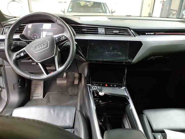 Audi e-tron sportback 55 quattro s-line 95 kwh 300kw automaat 2021 - afbeelding 12 van  16