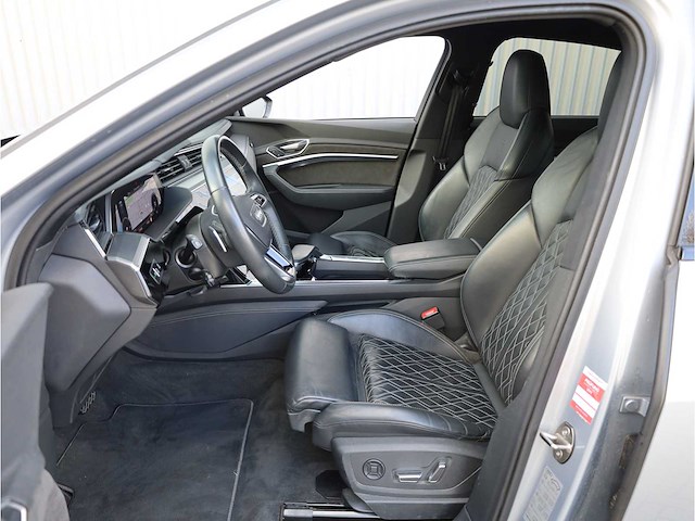 Audi e-tron sportback 55 quattro s-line soh 99% 95 kwh 300kw automaat 2021 - afbeelding 4 van  42