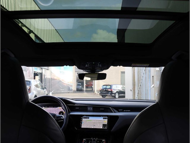 Audi e-tron sportback 55 quattro s-line soh 99% 95 kwh 300kw automaat 2021 - afbeelding 8 van  42