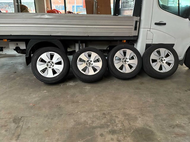 Audi etron set velgen zomerbanden r19 - afbeelding 1 van  3