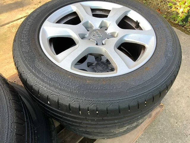 Audi hankook lichtmetaal velg met 235/55r16 - afbeelding 9 van  9