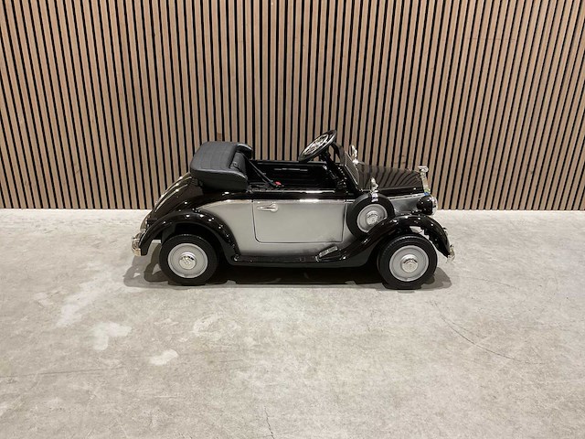 Audi horch 930v zwart elektrische kinderauto - afbeelding 11 van  24