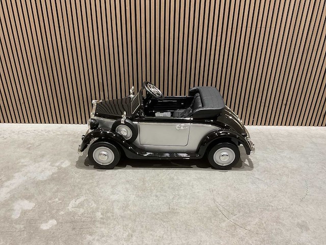 Audi horch 930v zwart elektrische kinderauto - afbeelding 32 van  63