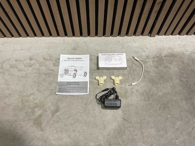 Audi je1005 horch 930v zwart speelgoed - afbeelding 38 van  63