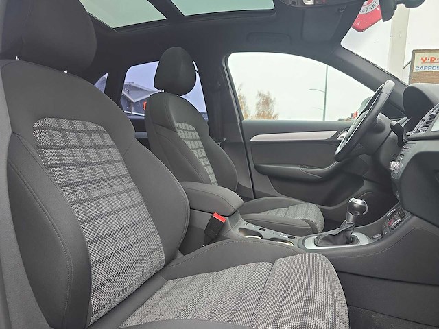 Audi q3 1.4 tfsi cod design pro line plus 2016 | hlx-90-d - afbeelding 24 van  33