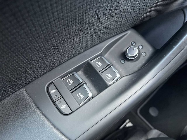 Audi q3 1.4 tfsi cod design pro line plus 2018 | xr-768-k - afbeelding 2 van  29