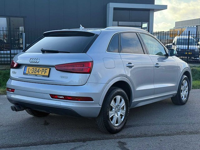 Audi q3 1.4 tfsi cod sp. prl 2015 | l-384-pf iaw - afbeelding 24 van  38