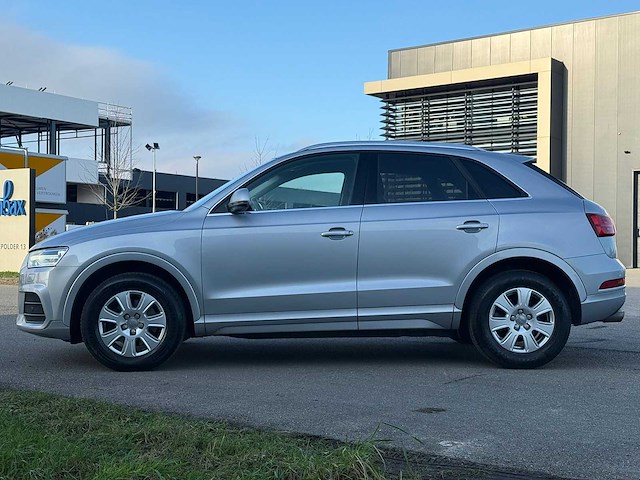Audi q3 1.4 tfsi cod sp. prl 2015 | l-384-pf iaw - afbeelding 25 van  38