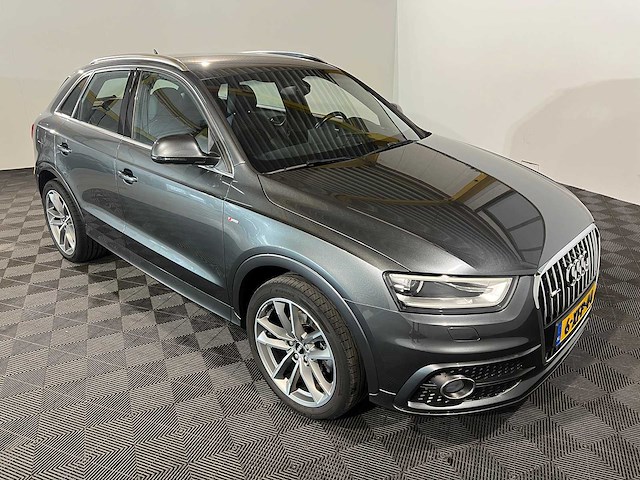 Audi q3 2.0 tfsi quattro sport edition, 6-xfp-44 - afbeelding 2 van  25