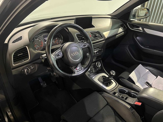 Audi q3 2.0 tfsi quattro sport edition, 6-xfp-44 - afbeelding 3 van  25