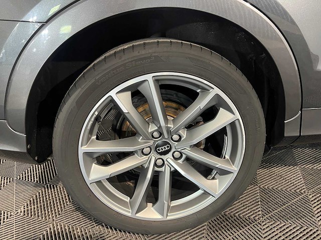 Audi q3 2.0 tfsi quattro sport edition, 6-xfp-44 - afbeelding 22 van  25