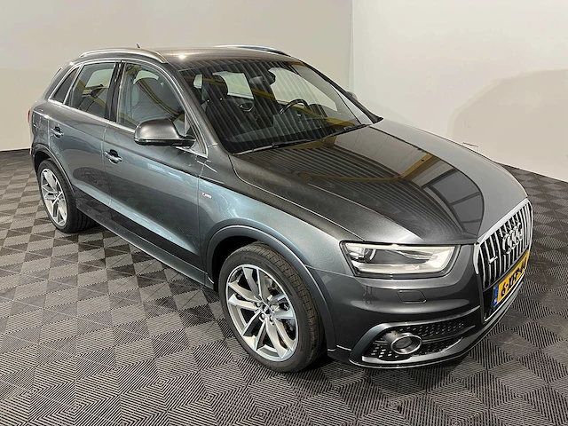 Audi q3 2.0 tfsi quattro sport edition, 6-xfp-44 - afbeelding 2 van  25