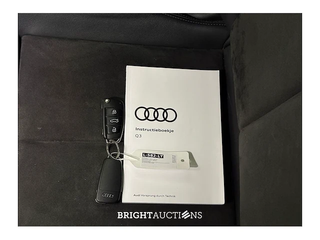 Audi q3 35 business edition tfsi 149pk 2021 (origineel-nl), l-582-lt - afbeelding 24 van  31