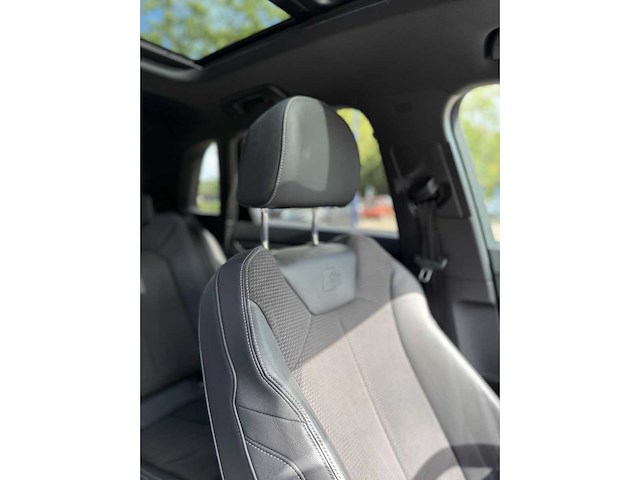 Audi q3 40 tfsi quattro s line edition one 2019 | r-484-vs i - afbeelding 18 van  34