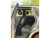 Audi q3 40 tfsi quattro s line edition one 2019 | r-484-vs i - afbeelding 27 van  34