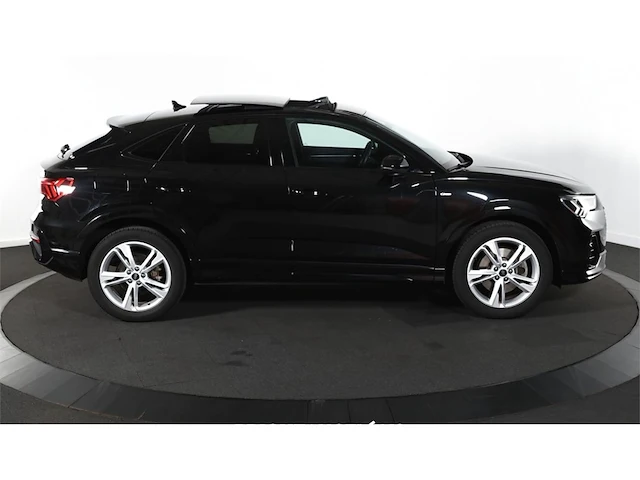 Audi q3 45 e s edition tfsi 266pk 2021, n-489-pk - afbeelding 38 van  42