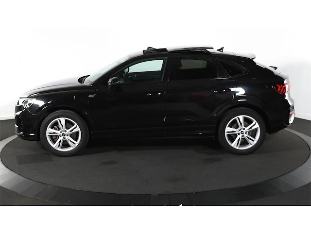 Audi q3 45 e s edition tfsi 266pk 2021, n-489-pk - afbeelding 39 van  42