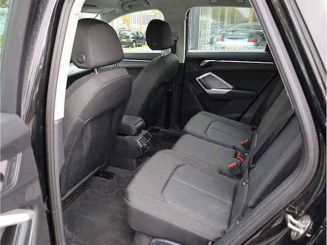 Audi q3 45 tfsi e edition phev 245pk automaat 2022 - afbeelding 25 van  42