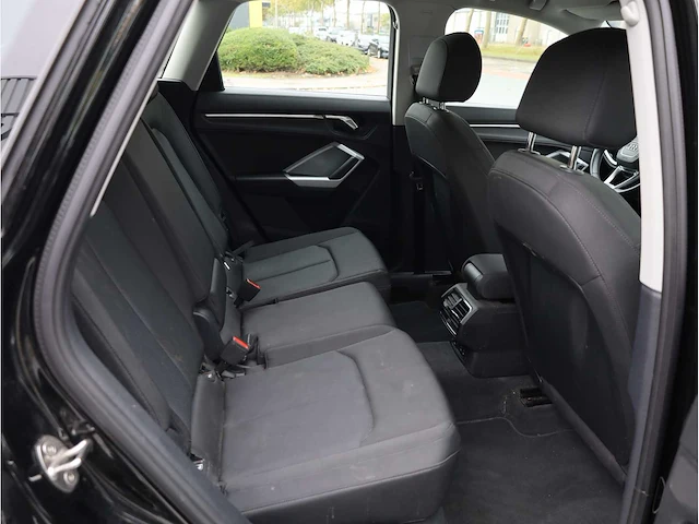 Audi q3 45 tfsi e edition phev 245pk automaat 2022 - afbeelding 20 van  42