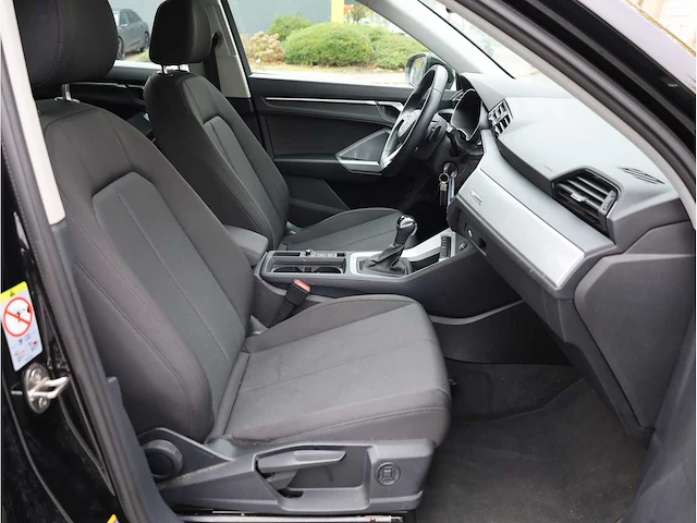 Audi q3 45 tfsi e edition phev 245pk automaat 2022 - afbeelding 21 van  42