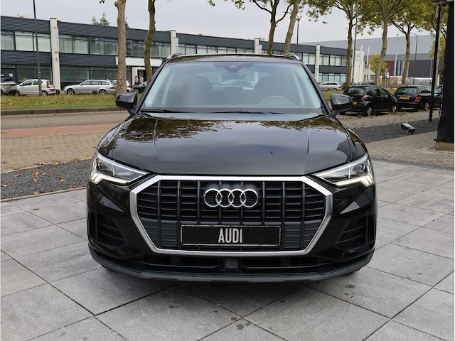 Audi q3 45 tfsi e edition phev 245pk automaat 2022 - afbeelding 41 van  42