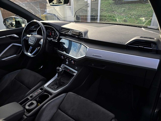 Audi q3 sportback 35 tfsi pro line s 2020 | j-690-tb - afbeelding 16 van  25