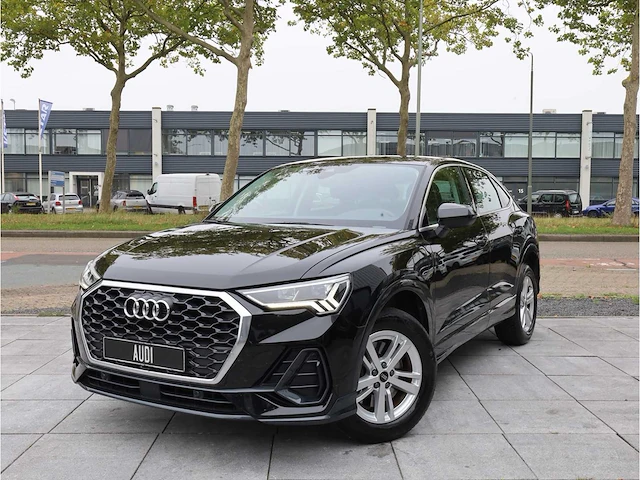 Audi q3 sportback 45 tfsi e edition 245pk automaat 2023 - afbeelding 1 van  31