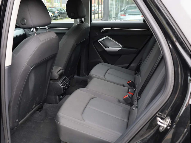 Audi q3 sportback 45 tfsi e edition 245pk automaat 2023 - afbeelding 20 van  31