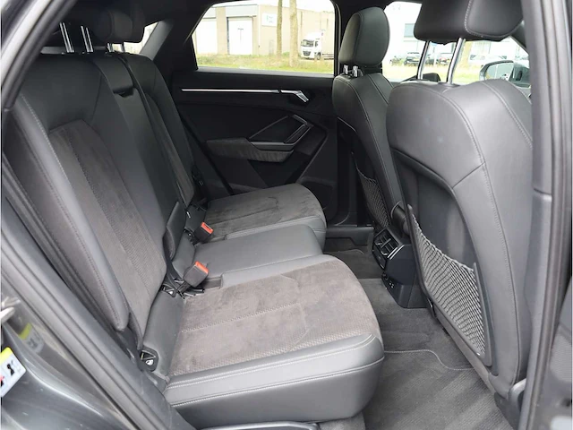 Audi q3 sportback 45 tfsi quattro 2x s-line 230pk automaat 2019 - afbeelding 37 van  50