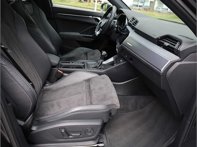 Audi q3 sportback 45 tfsi quattro 2x s-line 230pk automaat 2019 - afbeelding 38 van  50