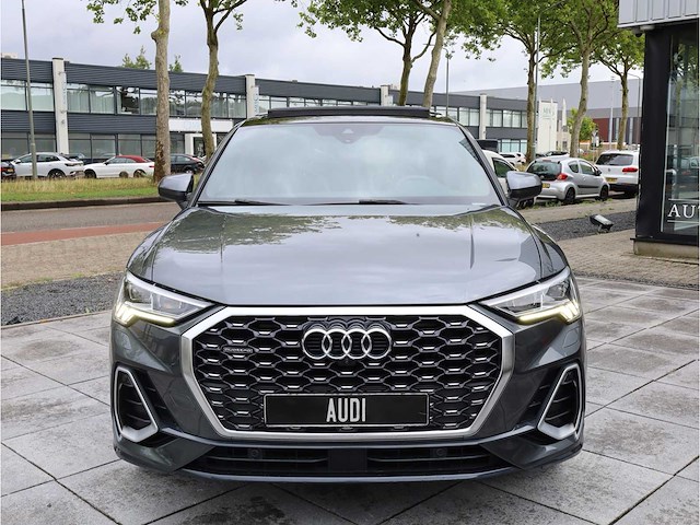 Audi q3 sportback 45 tfsi quattro 2x s-line 230pk automaat 2019 - afbeelding 48 van  50