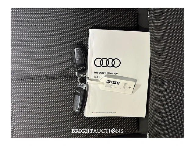 Audi q4 40 s edition 77 kwh 2022 (origineel-nl), r-245-lf - afbeelding 32 van  39