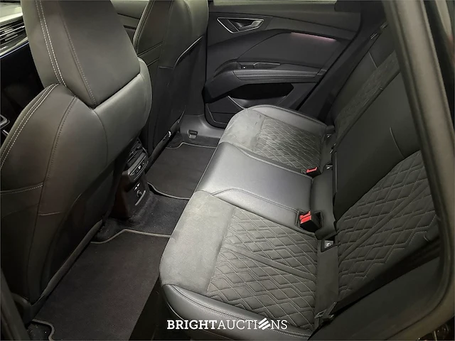Audi q4 50 launch edition s competition quattro 77 kwh 2021 (origineel-nl), n-031-pl - afbeelding 5 van  44