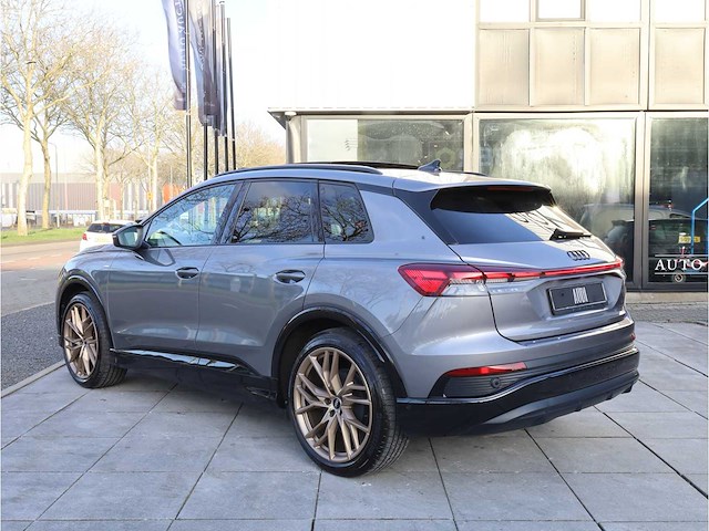 Audi q4 e-tron 40 edition one soh 93% 77 kwh 150kw automaat 2022 - afbeelding 23 van  47