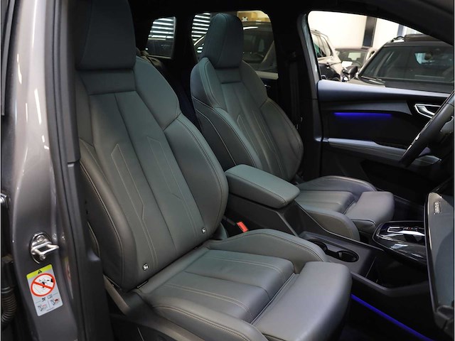 Audi q4 e-tron 40 edition one soh 93% 77 kwh 150kw automaat 2022 - afbeelding 34 van  47