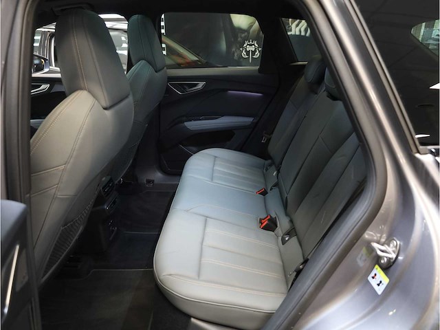 Audi q4 e-tron 40 edition one soh 93% 77 kwh 150kw automaat 2022 - afbeelding 36 van  47