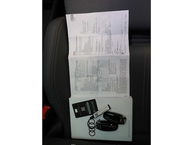 Audi q4 e-tron 40 edition one soh 93% 77 kwh 150kw automaat 2022 - afbeelding 38 van  47