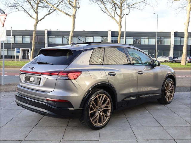 Audi q4 e-tron 40 edition one soh 93% 77 kwh 150kw automaat 2022 - afbeelding 44 van  47